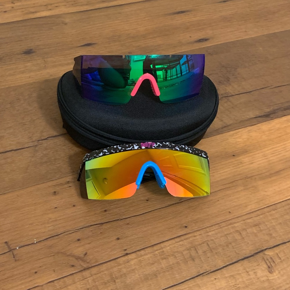 SOLD Neff Sunglasses - Picture 1 of 4
